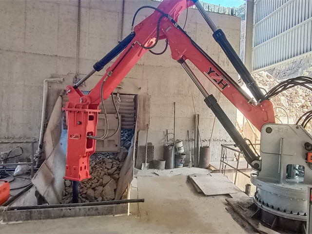 YZH Rock Breaker Booms Quickly Eliminate Blockages At The Hopper