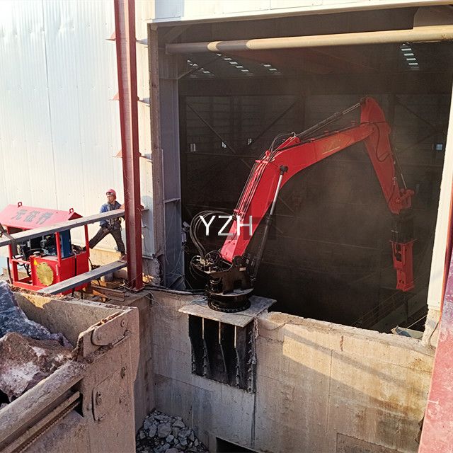 YZH’S High Strength Breaker Boom