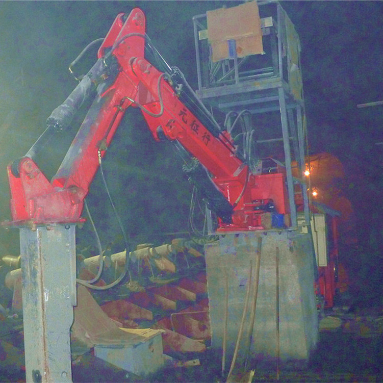 YZH Rockbreaker Boom Systems