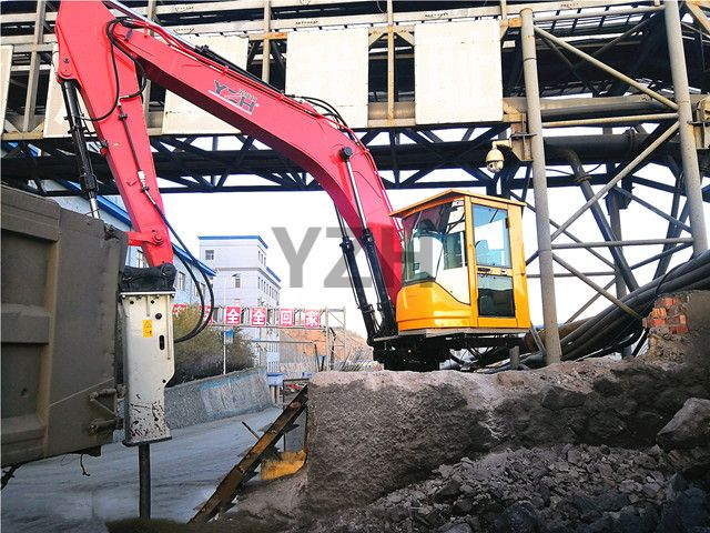 Pedestal Rockbreaker System