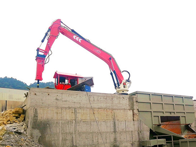 Static Type Rockbreaker Boom