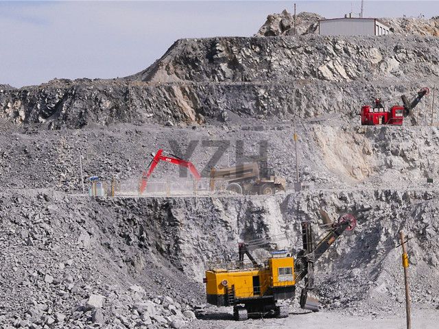 rockbreaker booms systems
