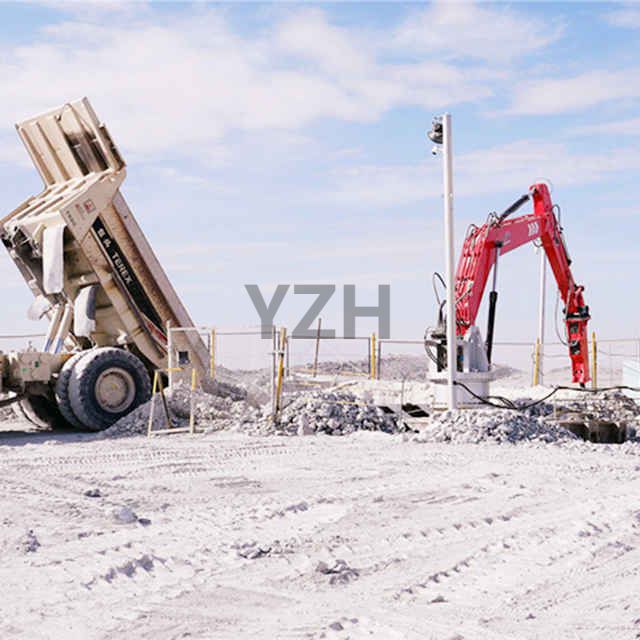 Stationary Rock Breaker System for Underground or Opencast Grizzly Screen