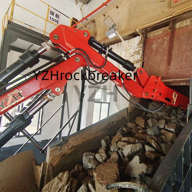 Fixed Grizzly Rockbreaker Boom System