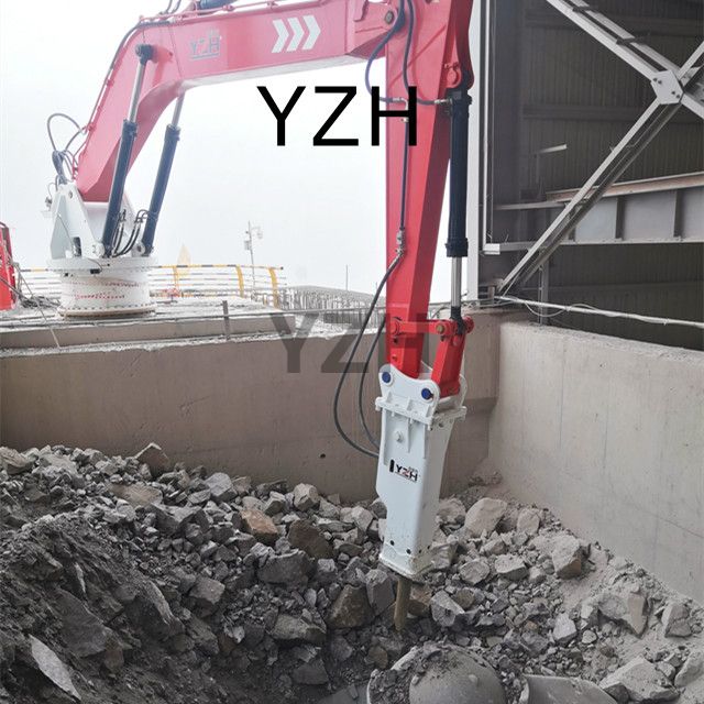 Static Grizzly Rockbreaker Boom System