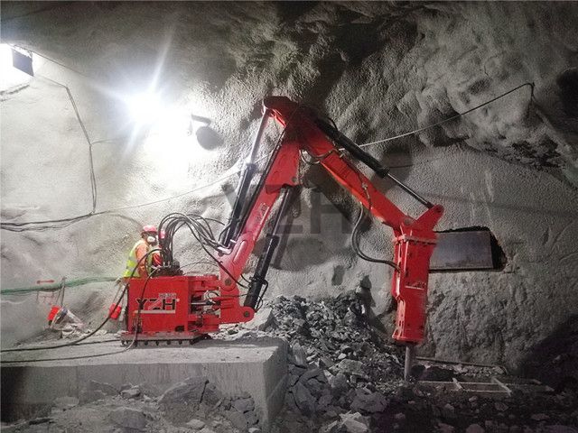 Stationary Type Rockbreaker System