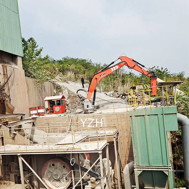 Autec Remote Control Empowers YZH Static Boom System