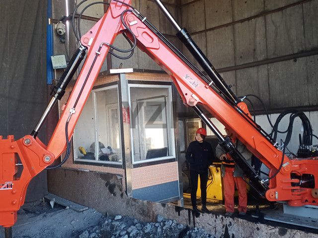 fixed boom system