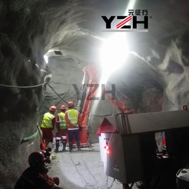 China Pedestal Static Type Rockbreaker Boom System