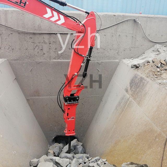 Pedestal Rock Breaker Boom System