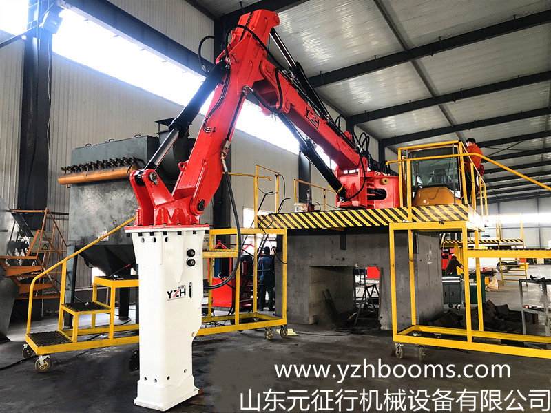 Pedestal Booms