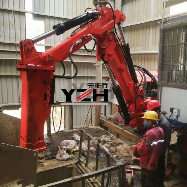 Pedestal Boom System