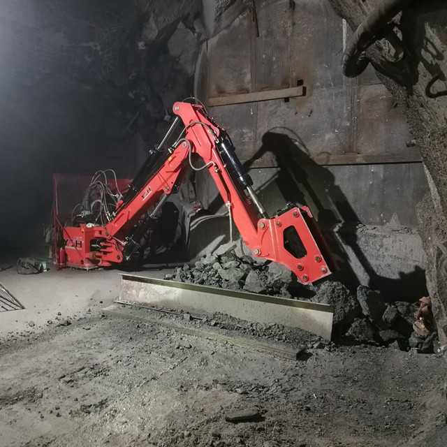 Pedestal Type Boom Rock Breaker System