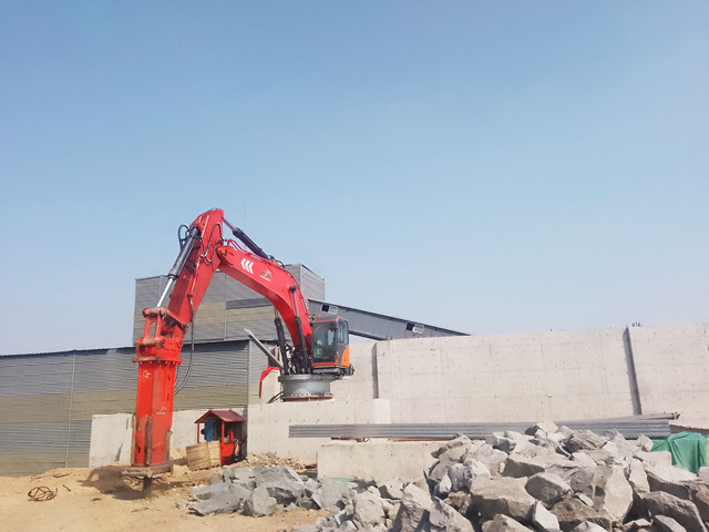 Fixed Rockbreaker Boom System For Open Pit Iron Mine In Linyi City
