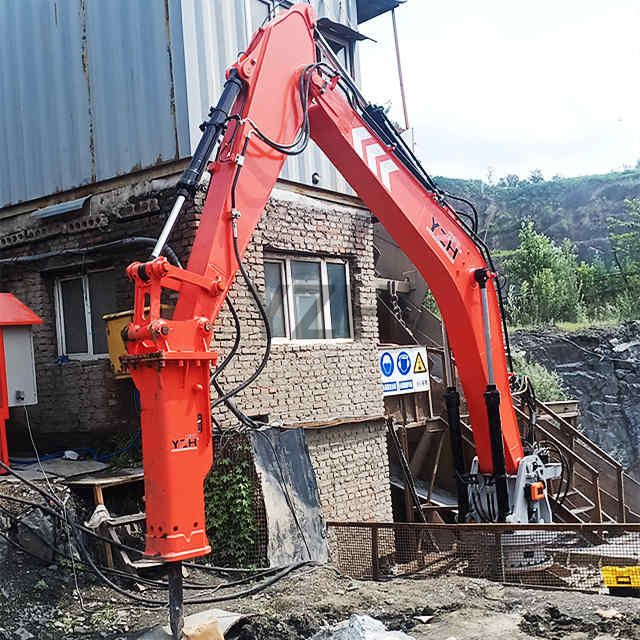 YZH Rock Breaker System of 360° Rotation for Jaw Crusher