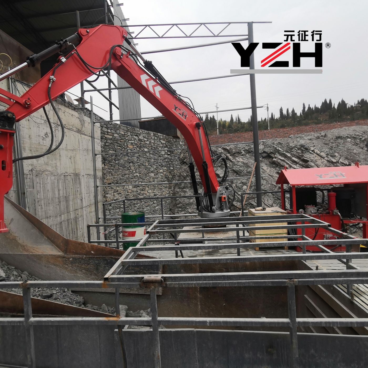 China Fixed Type Rockbreaker System