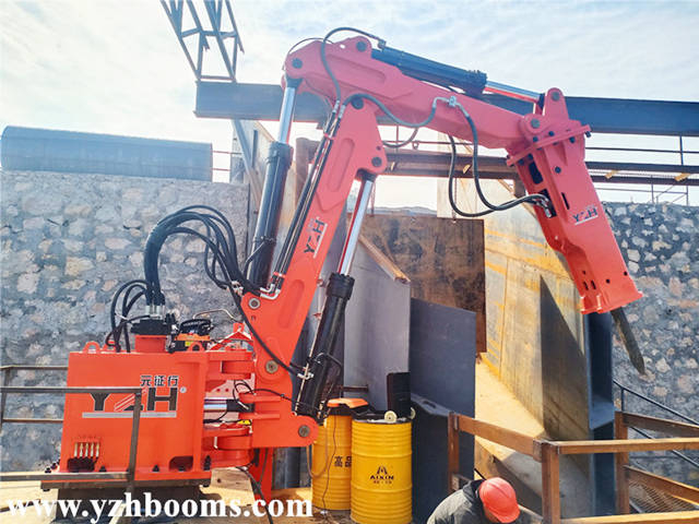 YZH Pedestal Rockbreaker