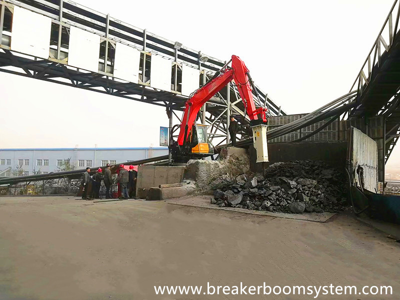 Fixed Pedestal Rockbreaker Booms System Run For One Month and Have A Good Effect